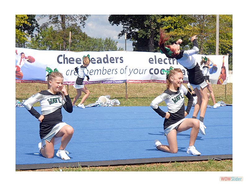 0075-Wave-PW-Cheer