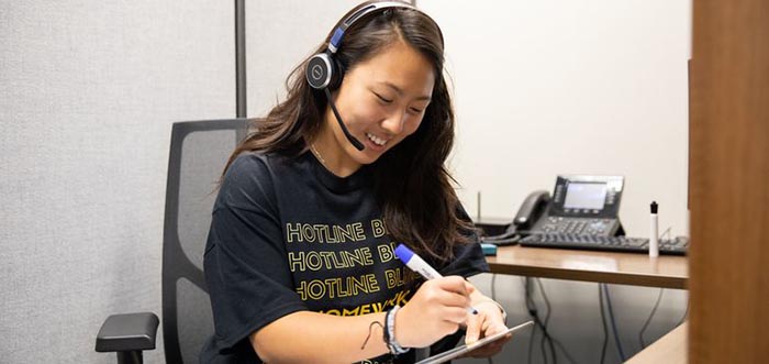 Homework hotline gives K-12 students support from college students for tricky assignments