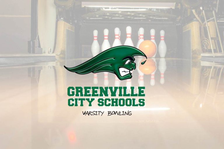 Greenwave Bowling Teams wrap up Season at Districts