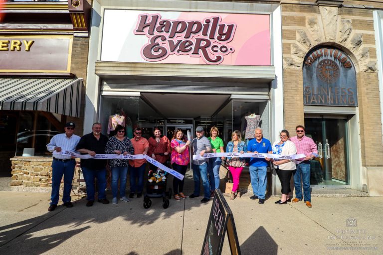 Happily Ever opens new shop with a ribbon cutting