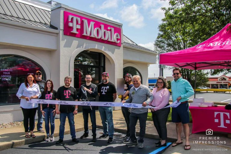 T-Mobile opens store in Greenville