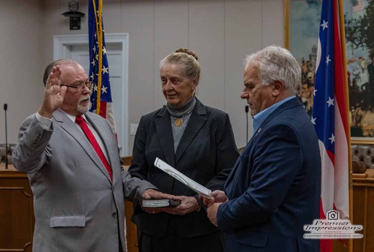 Greg White sworn in as Greenville City Councilman At-large