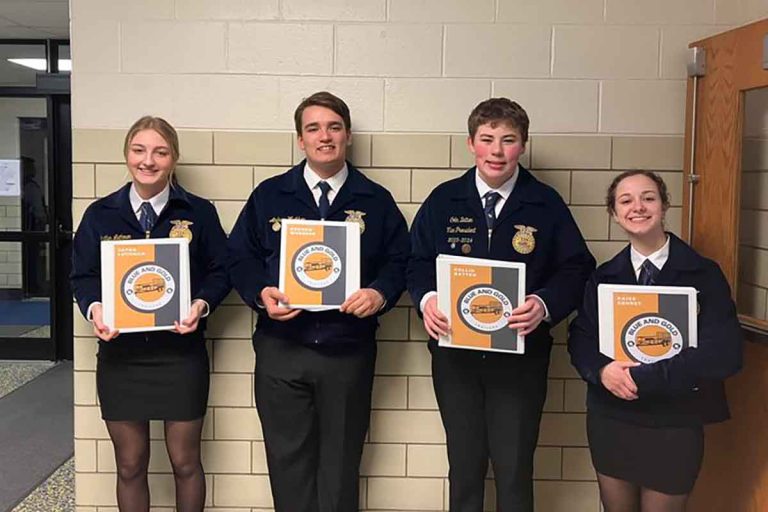 Versailles FFA Places 1st District 5 FFA Ag Sales Contest & Headed to State