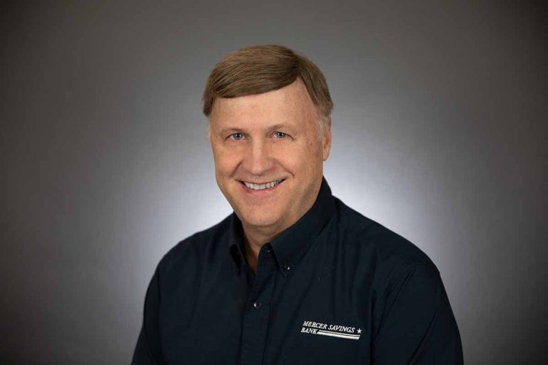 Mercer Savings’ Greenville Branch Manager Timothy Burns retires